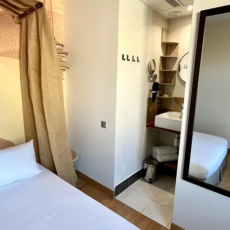 4 Pers - La Caravane Du Touareg - Mandara Beach, Antibes - Appartement Juan-les-Pins